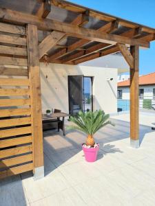Dc Terrace-Endless Summer Mamaia Nord Apartaments