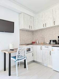 Dc Terrace-Endless Summer Mamaia Nord Apartaments