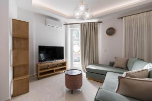 Archangelos SKY Garden Apartment