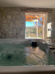 Villas Belle villa avec spa et sauna : photos des chambres