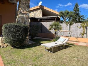 Comfort a 4 minuti dal mare- Giardino e bbq img14