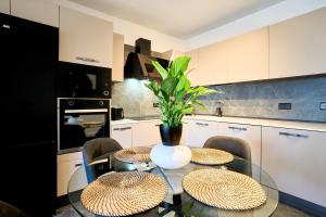 Garden View 9 - Two Bedroom Apartment