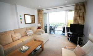 Headland View at Bredon Court