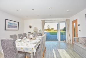 Little Treveth Lowen