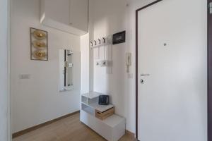 Luminoso monolocale zona Fondazione Prada