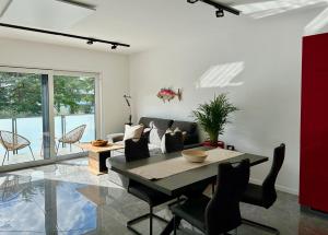 Apartments E&T by Locap Group