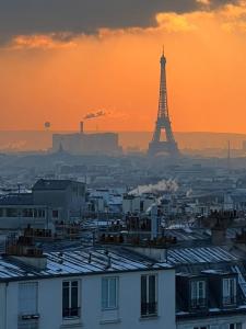 Luxury flat with amazing view on Eiffel Tower