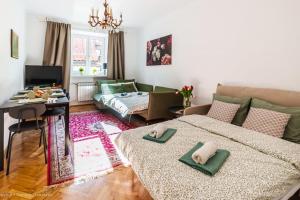 SuperApart Świętojańska 19, Old Town