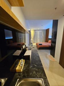 Nagoya thamrin city apartement Tower B lvl 12 free Netflix