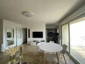 Duplex à proximité immédiate de l’aéroport d’Orly. - 隆瑞莫