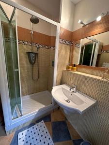 Studio chez Charles et Marie, indépendant de la maison, accès piscine, très calme,