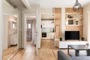 Camelia: Comfy city apartment