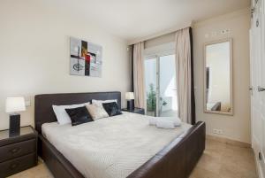 Beach Apartment Sinfonia - 2BR, pool