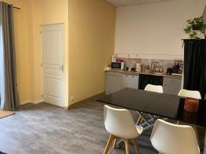 Appartement lumineux rez-de-chaussée prox GARE