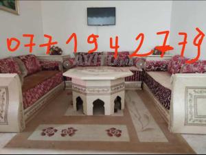 شقة مفروشة مجهزة متوسطة المستوى والخدمات ب سيدي قاسم مع إمكانية الاختيار بين حي الرياض وحي جوهرة والحي الجديد