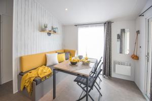 Campings CAMPING PLEIN SOLEIL : photos des chambres