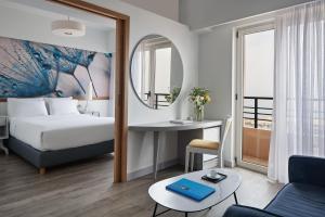 Junior Suite with Sea View room in Lato Boutique Hotel