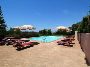 obrázek - Chic Farmhouse in Montalto di Castro with Terrace