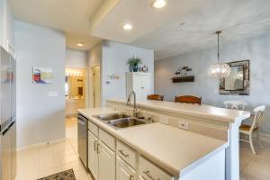 Lake Ozark Condo with Water Views and Pool Access!