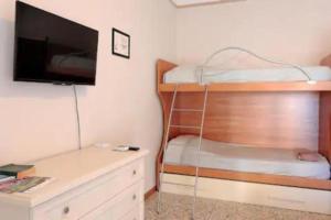 Comodo appartamento a Lizzano con Vista