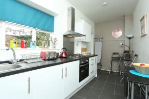 Apartment in the heart of Cheltenham Parking