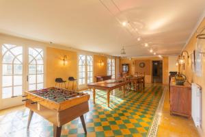 Sejours a la campagne Domaine des sources - Orange - Welkeys : photos des chambres