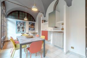 Quadrilatero Romano! Exclusive & Roomy Apartment