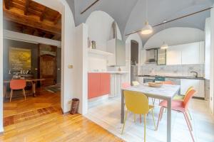 Quadrilatero Romano! Exclusive & Roomy Apartment