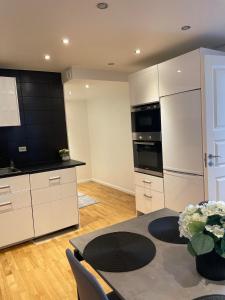 Fin uthyrningsdel med egen terass