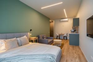 Kungu Street Old Town Apartments by Innorental