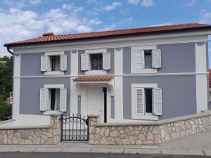 Apartment in Vrbnik - Insel Krk 45252 