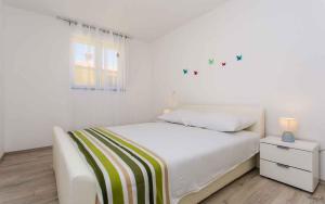 Apartment in Vrbnik - Insel Krk 45255