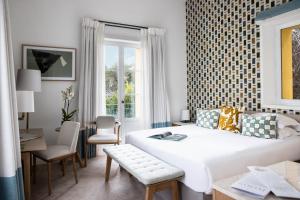 Hotels Hotel Royal-Riviera : photos des chambres