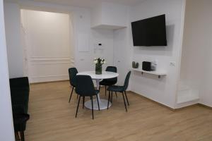 Toledo 292 Luxury House