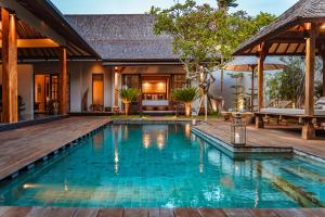 Villa Zarrin Seminyak Bali Luxury 3 bedroom villa