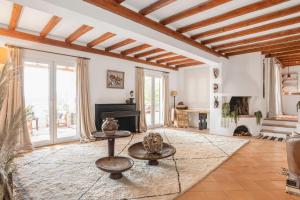 Villa Viviere -Nestled just 100 meters above the charming village of Sivota