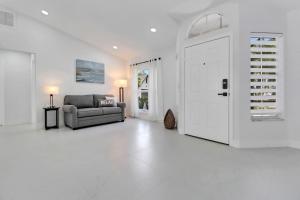 Villa Anna Retreat with Pool