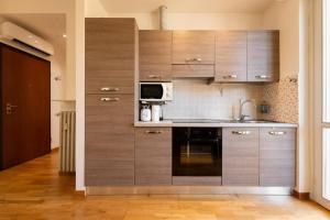 Keys of Italy - PorteNuove 18 - PN1 - Train station, one bedroom flat 2 to 4 guests