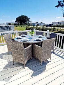 Cornwall Caravan Retreat, Near Perranporth, 3 Bedroom