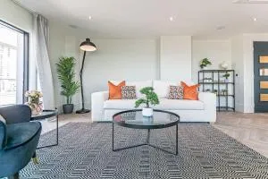 Luxurious 3 Bed - RIVER VIEW - Seacombe