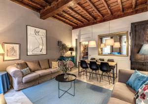 Farnese Suites