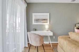 Tybee Island Treasure: Beachfront Condo