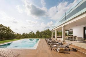 Luxury villa with pool VILLA GIANNO