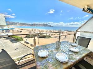 Rhodes - 3hvězdičkové hotely ve městě Roses