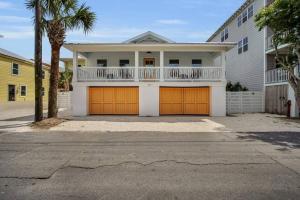 Sol House- Summer of Love Tybee Getaway wPool