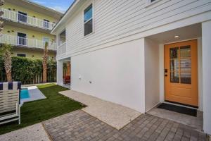 Sol House- Summer of Love Tybee Getaway wPool