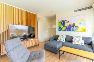 Genoveses Suites, 3 Hab, garaje, piscina, solárium y WiFi