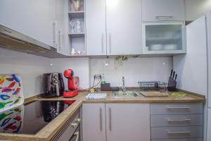 Charming Apartment near Metro