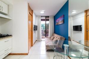 Apto em condomínio frente ao Lago Paranoá CLR314