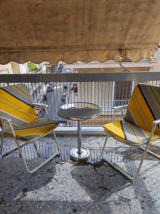 Relax 2 - Bed & Breakfasts, Athen
